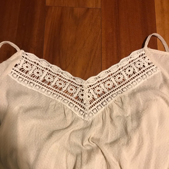 Ecote Cream Cold Shoulder Lace Romper - Picture 6 of 7